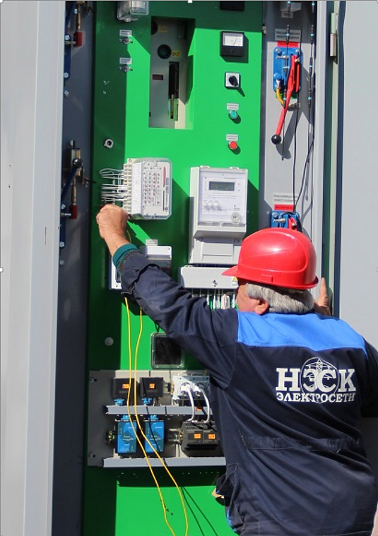 Энергетики АО «НЭСК-электросети» модернизируют энергооборудование в филиале «Мостэлектросеть»